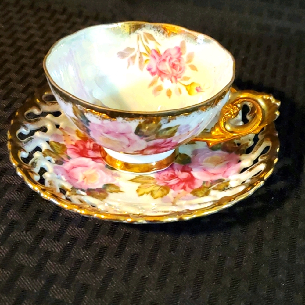 Vintage Royal Sealy China Japan Lusterware Teacup & Saucer